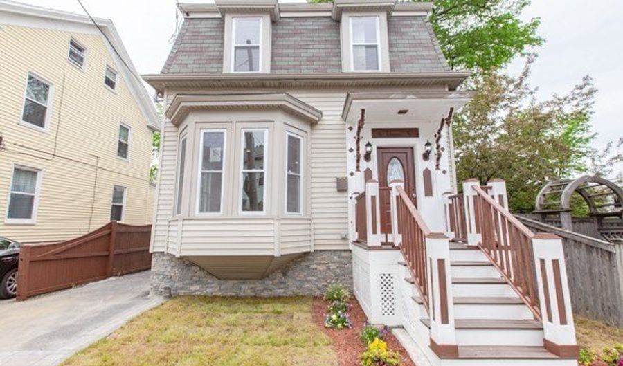 7 Lorenzo St, Boston, MA 02122 - 3 Beds, 3 Bath