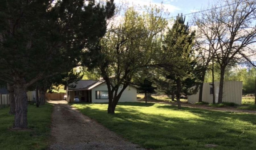 1920 Sand Hollow Rd, Caldwell, ID 83607 - 3 Beds, 2 Bath