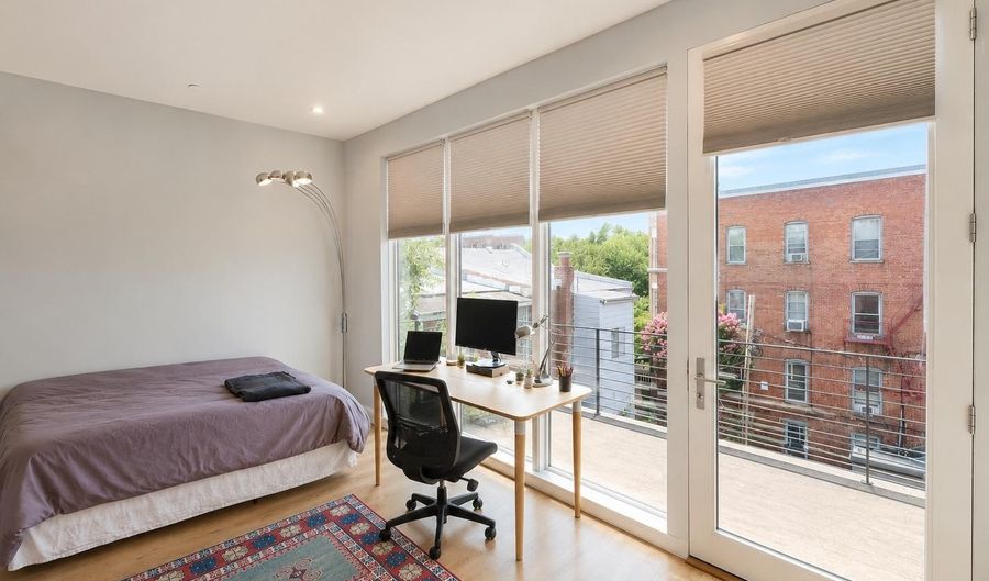 1219 PARK Rd NW 3, Washington, DC 20010 - 4 Beds, 3 Bath