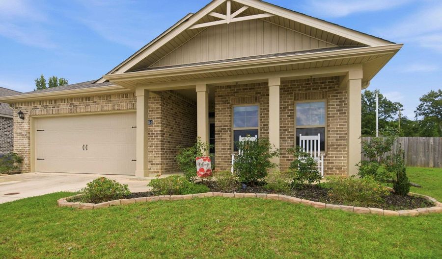 26484 Riparian Dr, Athens, AL 35613 - 4 Beds, 3 Bath