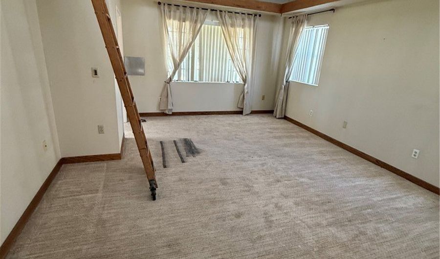 3312 W 186th St, Torrance, CA 90504 - 3 Beds, 2 Bath