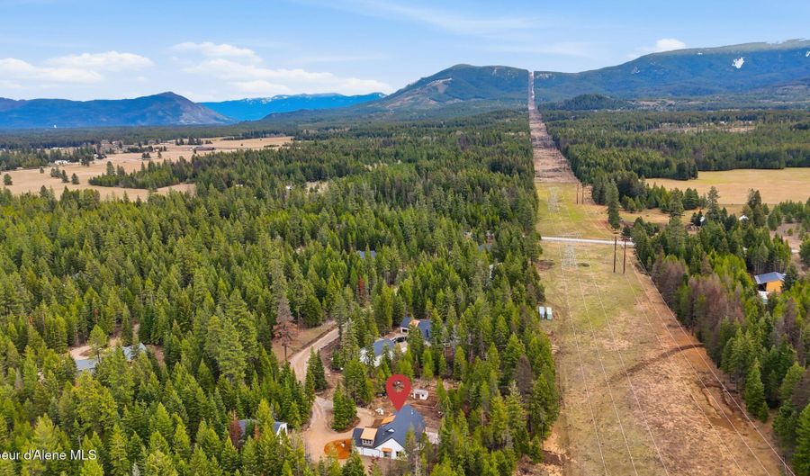 10245 E Bunco Rd, Athol, ID 83801 - 4 Beds, 3 Bath