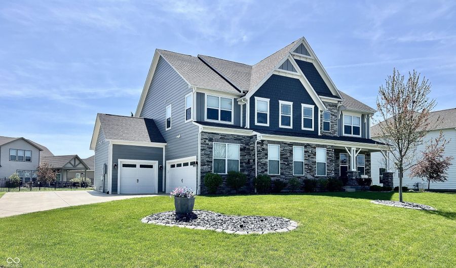 4205 Hunt Club Pkwy, Bargersville, IN 46106 - 5 Beds, 4 Bath