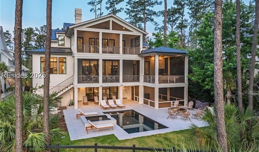417 Corley St, Bluffton, SC 29910 - 5 Beds, 7 Bath