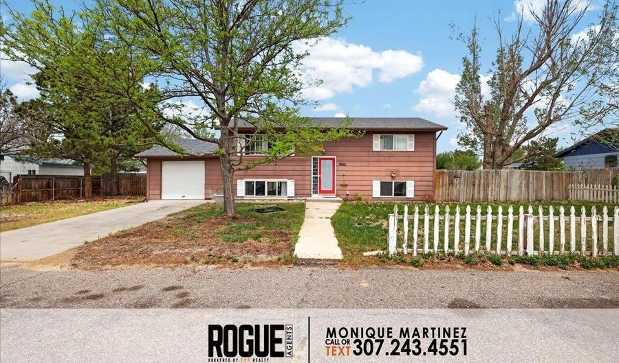1960 Prairie Ln, Bar Nunn, WY 82601 - 3 Beds, 2 Bath