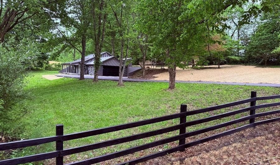 3500 Springville Judah Rd, Bedford, IN 47421 - 4 Beds, 3 Bath