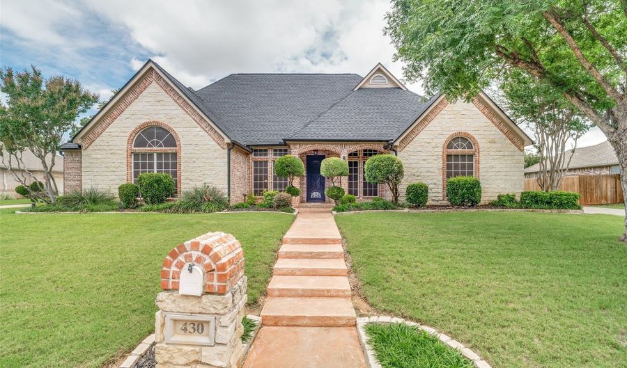 430 Valley View Ct, Aledo, TX 76008 - 3 Beds, 3 Bath