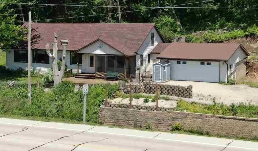 14734 Highway 35, Ferryville, WI 54628 - 2 Beds, 1 Bath