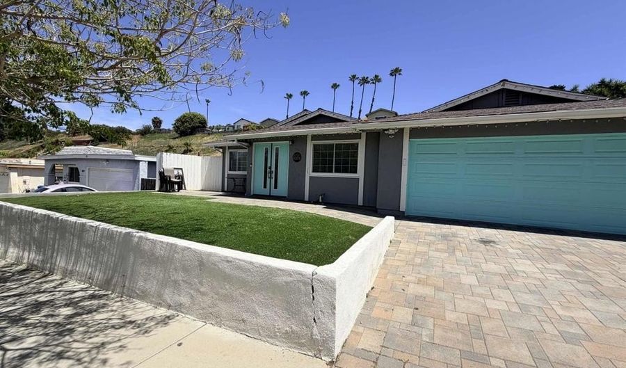 656 Roja St, Oceanside, CA 92057 - 4 Beds, 2 Bath