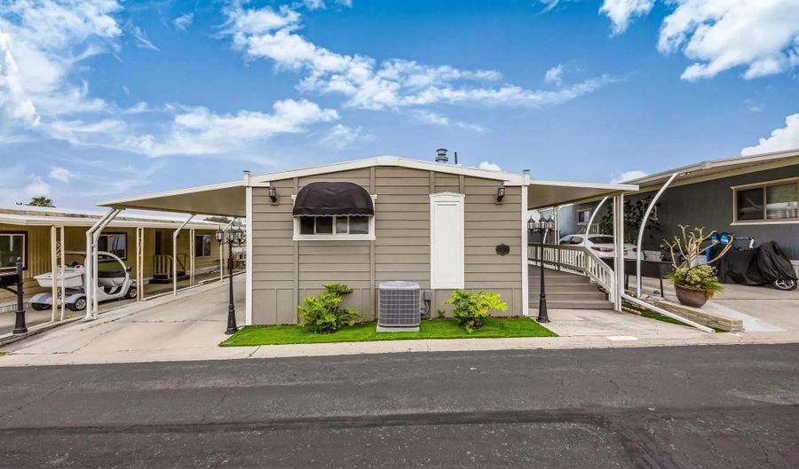 1815 Sweetwater Road Unit Spc 121, Spring Valley, CA 91977 - 2 Beds, 2 Bath