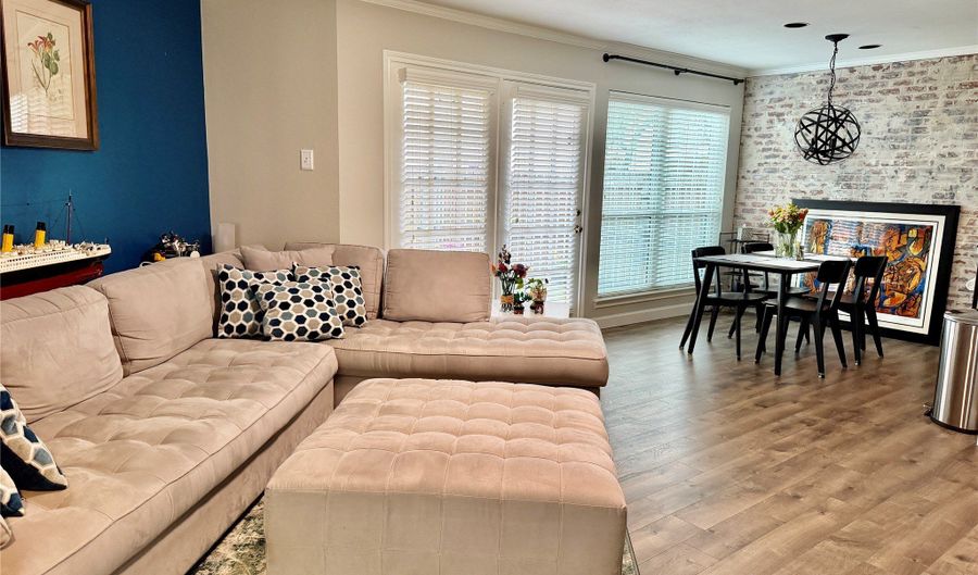 16301 Ledgemont Ln 181, Addison, TX 75001 - 2 Beds, 2 Bath