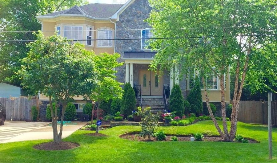 4113 WOODLAND Rd, Annandale, VA 22003 - 6 Beds, 7 Bath