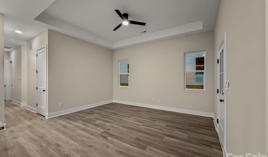 614 S 4th St, Albemarle, NC 28001 - 3 Beds, 2 Bath