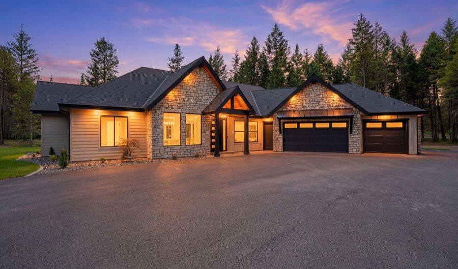 7518 E Duke Ln, Athol, ID 83801 - 3 Beds, 3 Bath