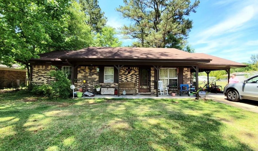 1507 Vine St, Amory, MS 38821 - 3 Beds, 1 Bath