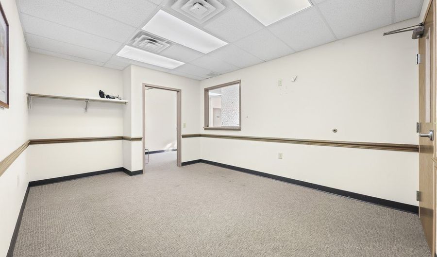 885 S Sawburg Ave 101, Alliance, OH 44601 - 0 Beds, 0 Bath