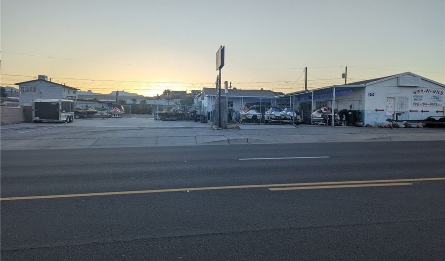 1042 Hwy 95, Bullhead City, AZ 86429 - 0 Beds, 0 Bath