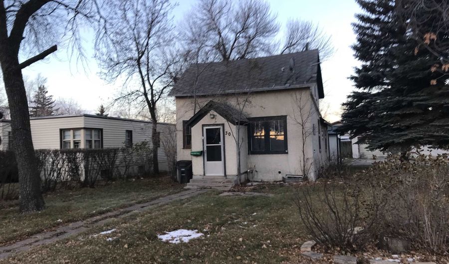 309 NE 2nd Ave, Mohall, ND 58761 - 3 Beds, 1 Bath