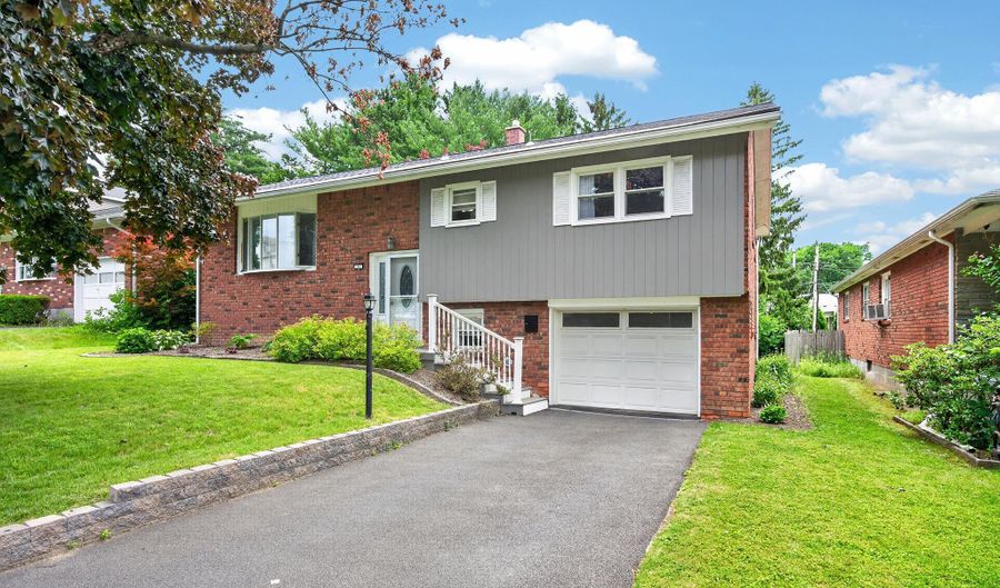 11 Ormond St, Albany, NY 12203 - 3 Beds, 2 Bath