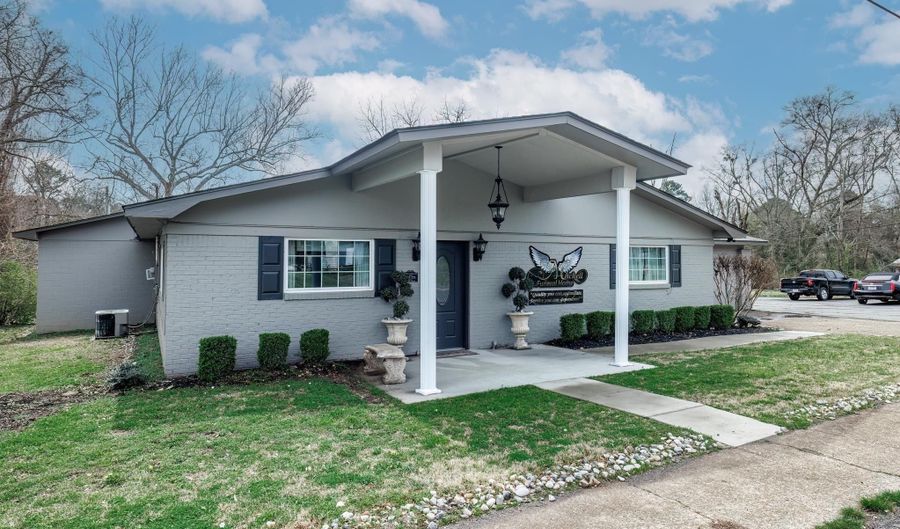 1809 Caddo St, Arkadelphia, AR 71923 - 0 Beds, 2 Bath