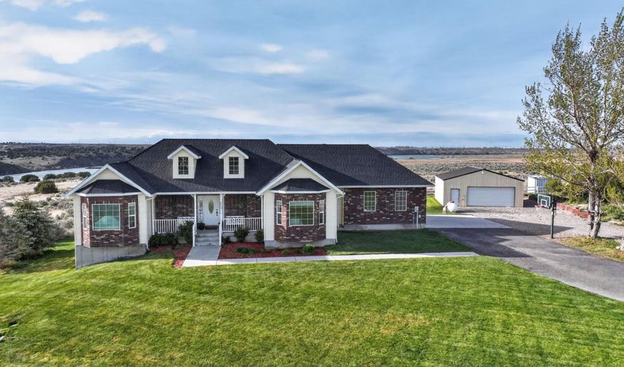 3352 Eagle Rock Rd, American Falls, ID 83211 - 4 Beds, 3 Bath