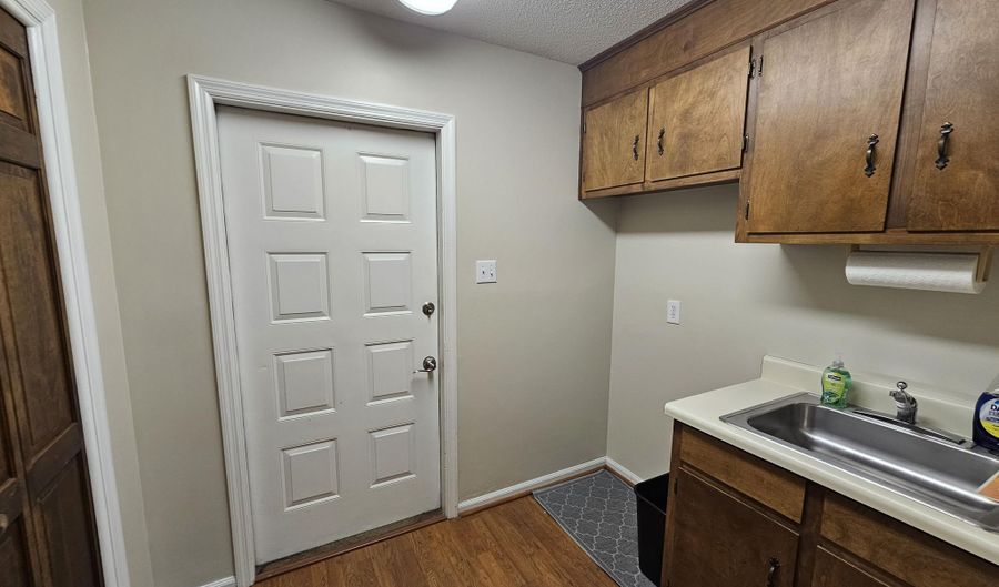 1908 Pawnee St Suite A, Aiken, SC 29803 - 0 Beds, 2 Bath