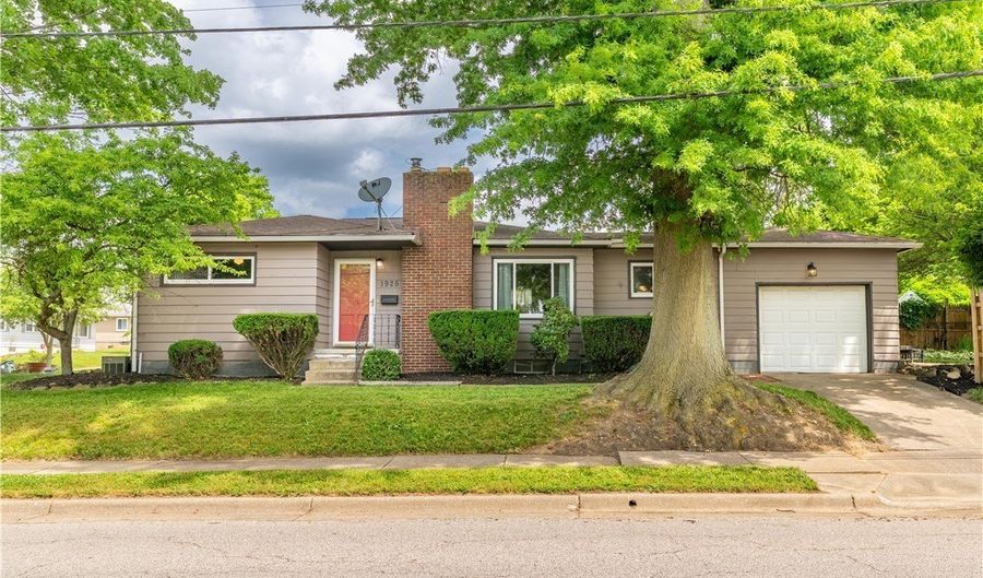 1925 Quayle Dr, Akron, OH 44312 - 3 Beds, 2 Bath