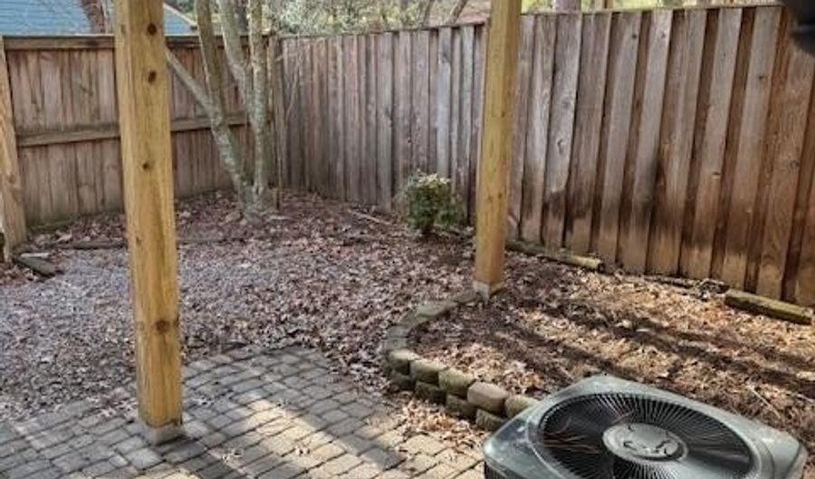 5623 GLENWOOD MEWS Dr, Alexandria, VA 22315 - 3 Beds, 4 Bath