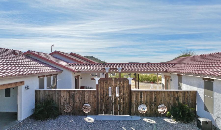 11013 W RANGER Dr, Casa Grande, AZ 85193 - 2 Beds, 3 Bath