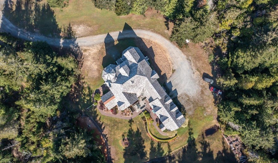 54980 MORRISON Rd, Bandon, OR 97411 - 4 Beds, 4 Bath