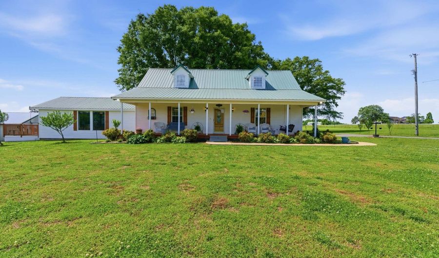 3305 Hustleville Rd, Albertville, AL 35951 - 3 Beds, 3 Bath