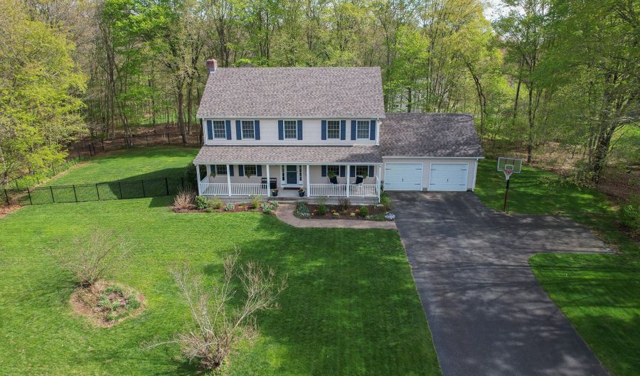 1274 Cheshire St, Cheshire, CT 06410 - 4 Beds, 3 Bath