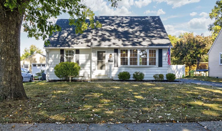 305 W 4TH Ave, Barrington, NJ 08007 - 4 Beds, 2 Bath