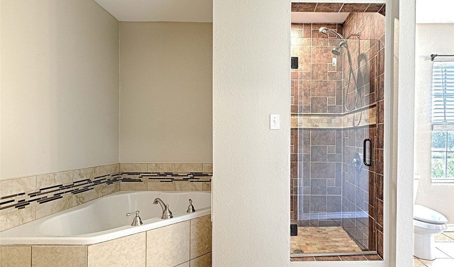 8700 Sallys Way, Alvarado, TX 76009 - 5 Beds, 4 Bath