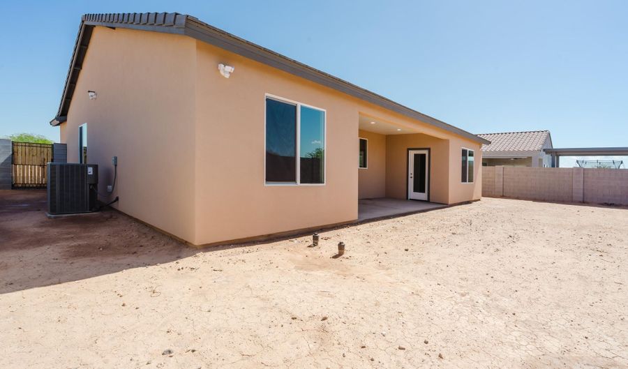 10199 W BRADSHAW Dr, Arizona City, AZ 85123 - 4 Beds, 2 Bath