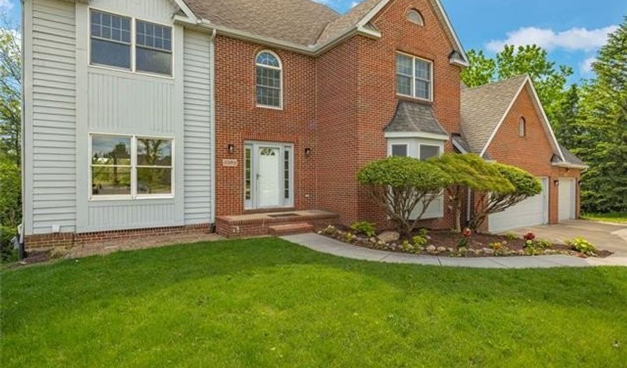 3592 GREAT FALLS Cir, Ann Arbor, MI 48108 - 5 Beds, 4 Bath