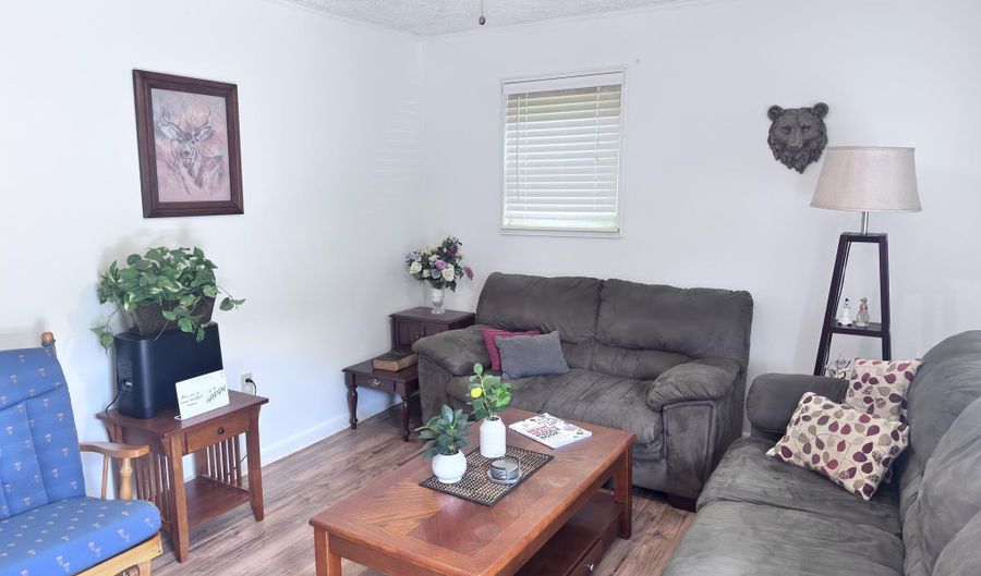2306 Highway 61, Andersonville, TN 37705 - 3 Beds, 1 Bath