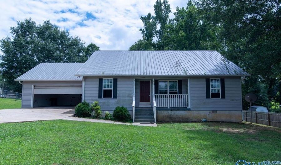 240 Riddle Rd, Albertville, AL 35950 - 3 Beds, 2 Bath