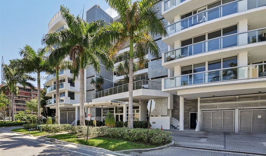 1100 100th St 703, Bay Harbor Islands, FL 33154 - 2 Beds, 3 Bath