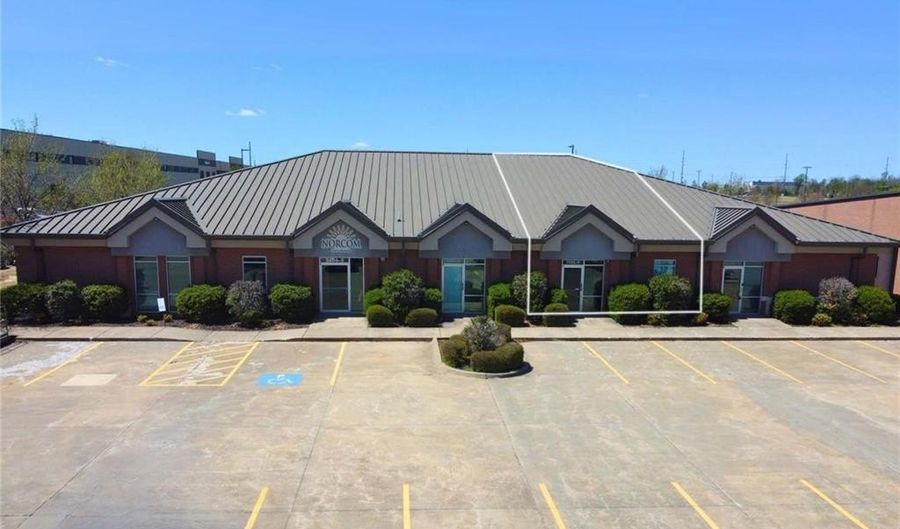 2406 SE Cottonwood St 4, Bentonville, AR 72712 - 0 Beds, 0 Bath