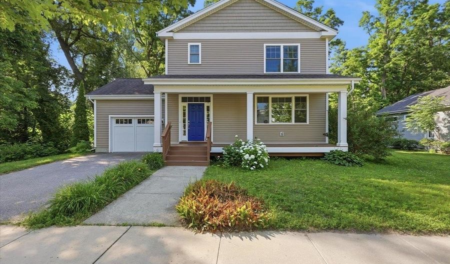 25 Staniford Farm Rd, Burlington, VT 05408 - 3 Beds, 3 Bath