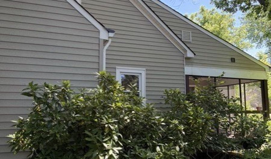 11501 Elmont Rd, Ashland, VA 23005 - 3 Beds, 3 Bath