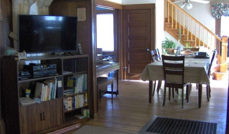 274 Albion Rd, Lincoln, RI 02865 - 3 Beds, 2 Bath