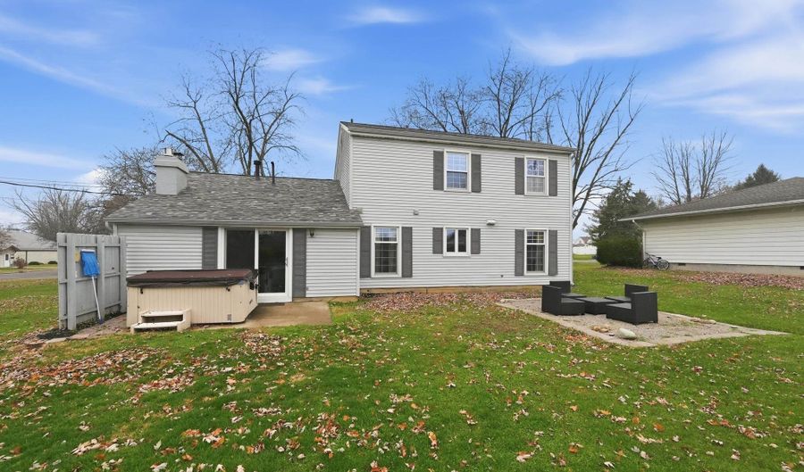 804 Stevens St, Angola, IN 46703 - 4 Beds, 2 Bath