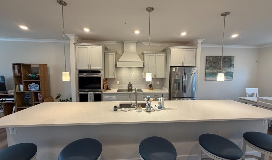 12441 OAK LEAF Ln 2, Berlin, MD 21811 - 3 Beds, 4 Bath