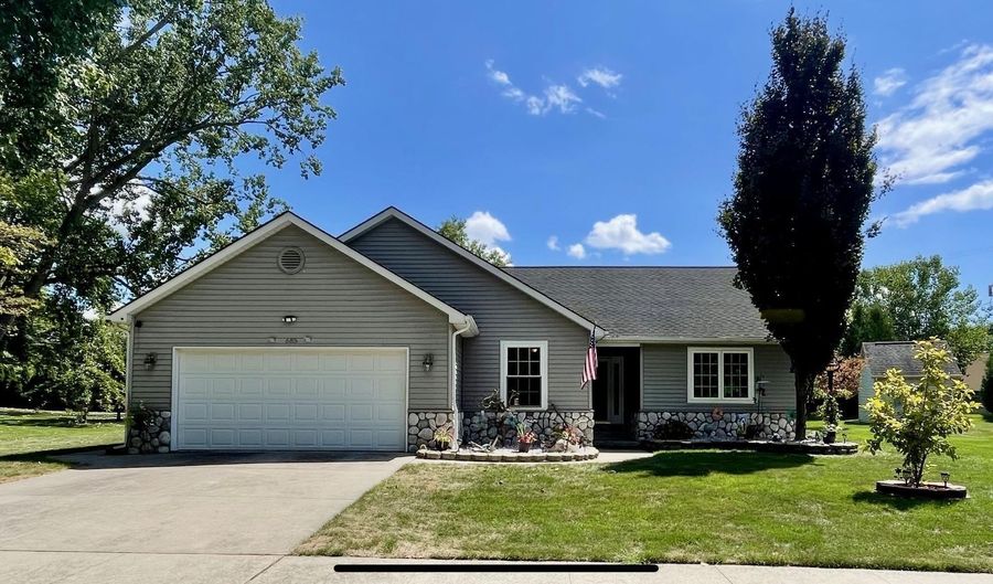 685 Townsend, Algonac, MI 48001 - 3 Beds, 2 Bath