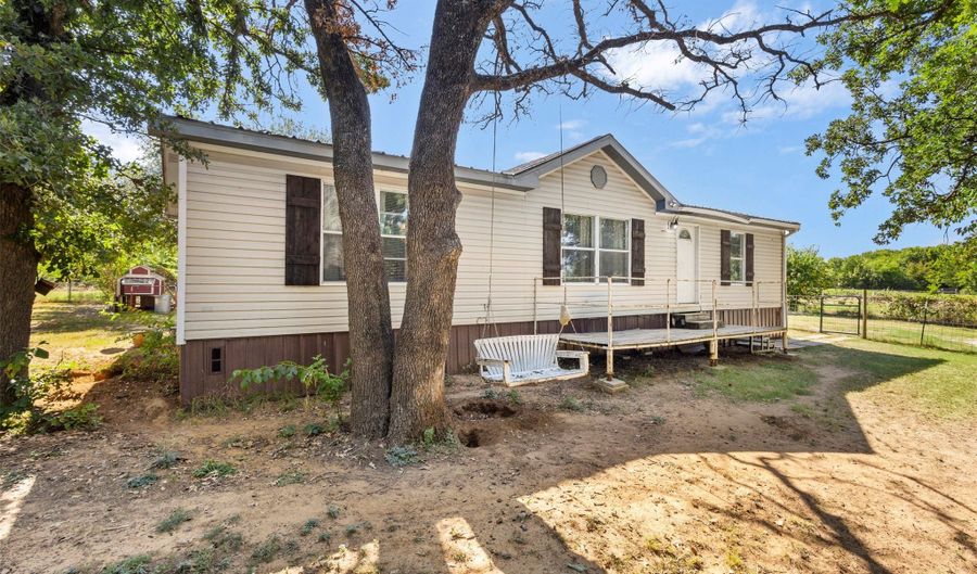 7821 Fm 3136, Alvarado, TX 76009 - 3 Beds, 2 Bath