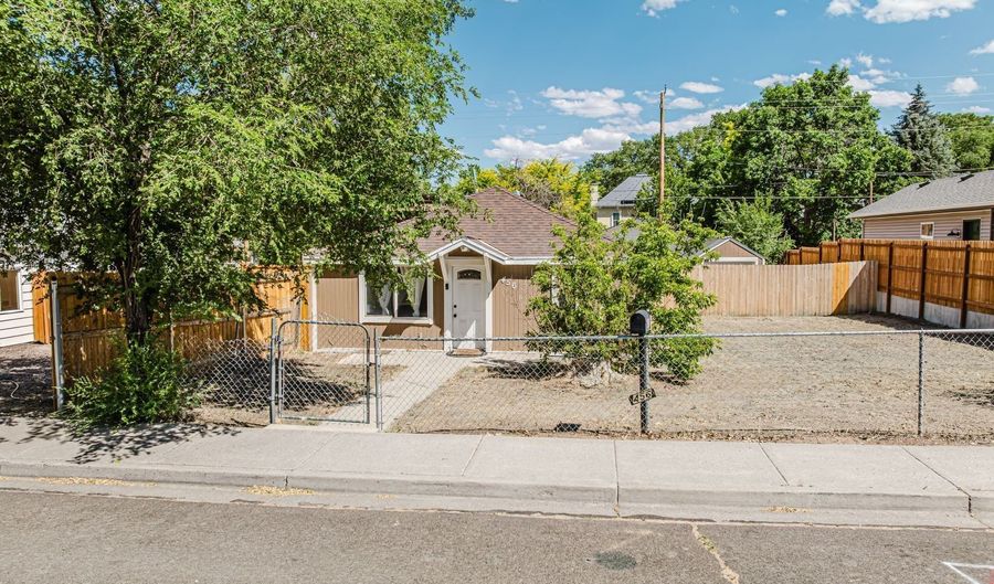 456 Walnut St, Elko, NV 89801 - 2 Beds, 1 Bath