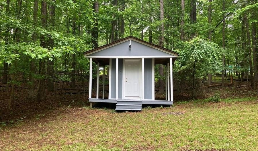 486 Victoria Rd, Woodstock, GA 30189 - 3 Beds, 2 Bath