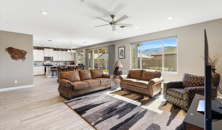 278 Laughing Hill Dr, Clarkdale, AZ 86324 - 3 Beds, 3 Bath